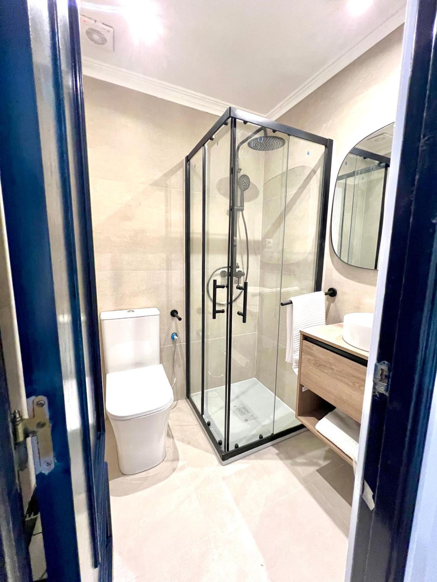 Albergue Miguel Angel Madrid Luaran gambar
