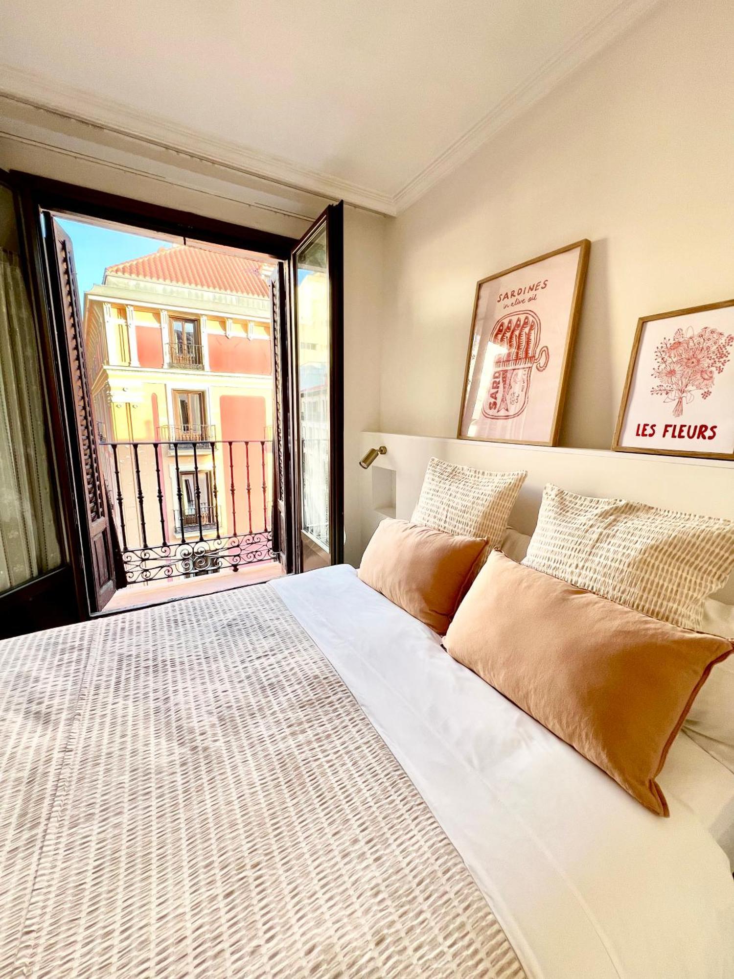 Albergue Miguel Angel Madrid Luaran gambar