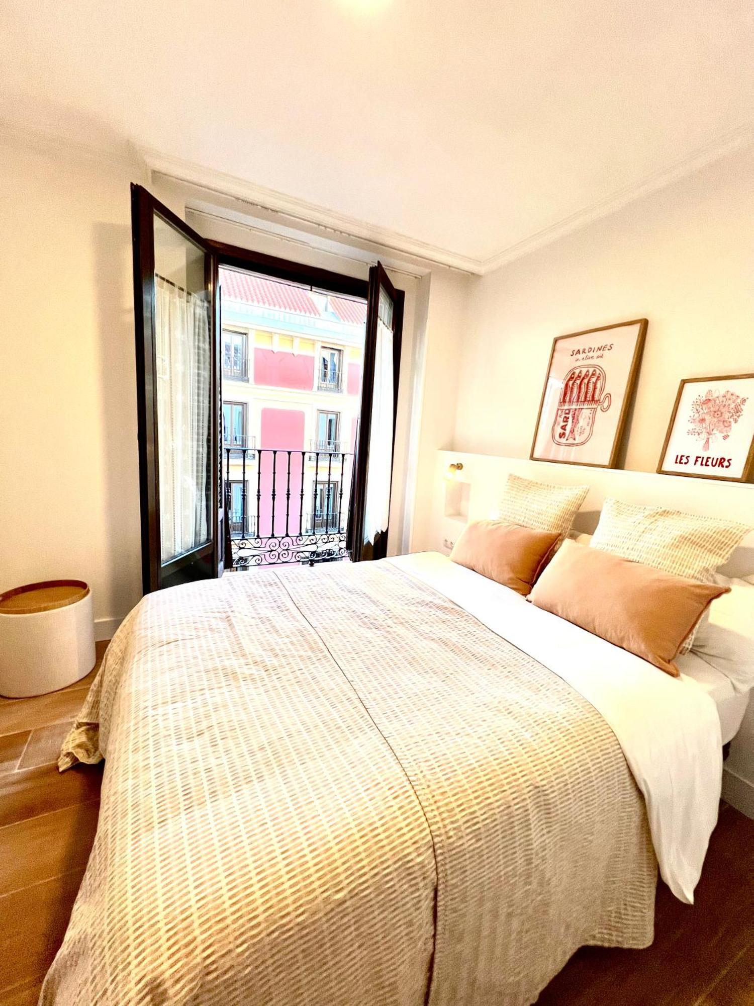 Albergue Miguel Angel Madrid Luaran gambar