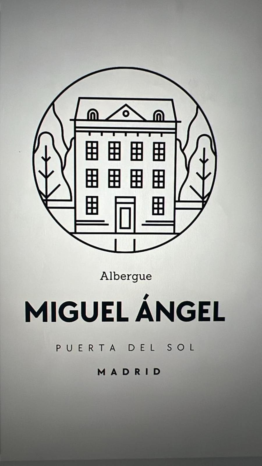 Albergue Miguel Angel Madrid Luaran gambar