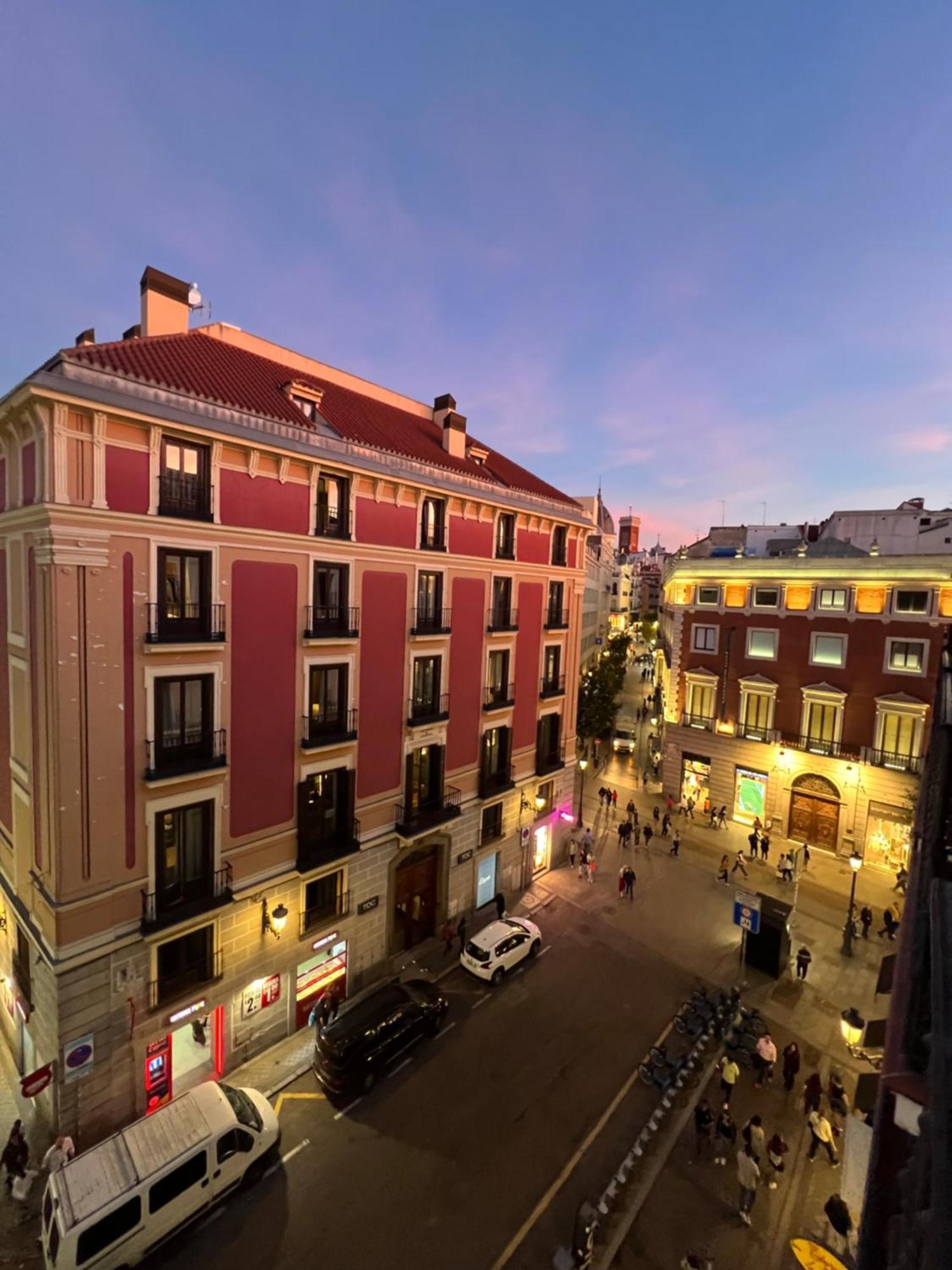 Albergue Miguel Angel Madrid Luaran gambar