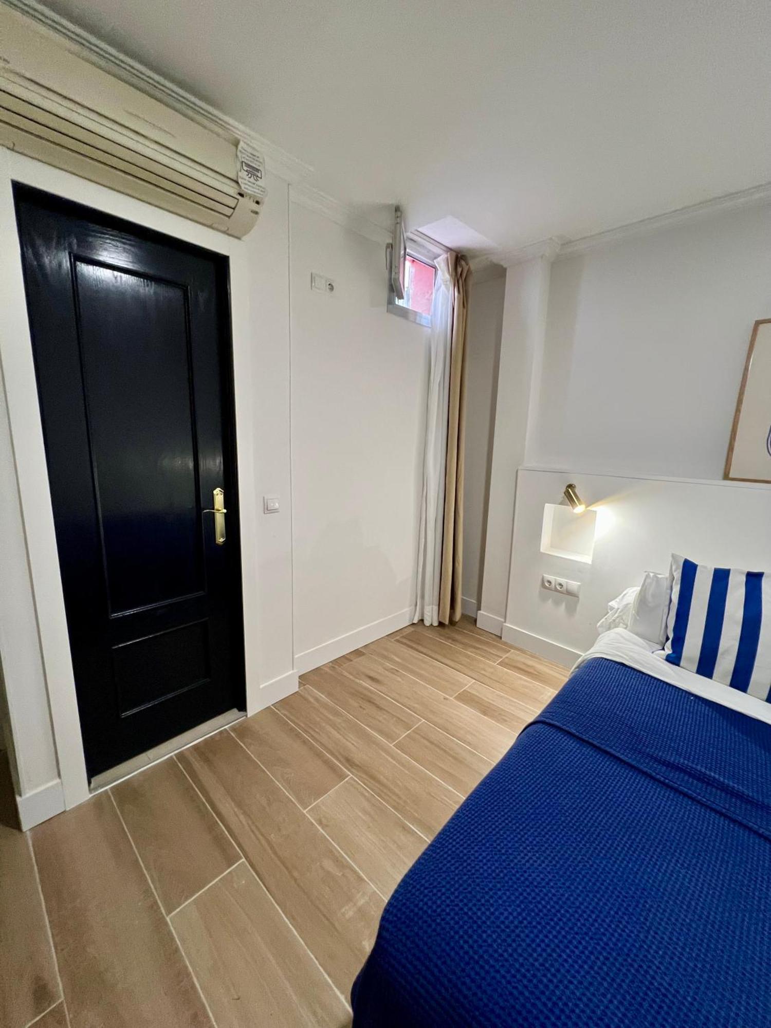 Albergue Miguel Angel Madrid Luaran gambar